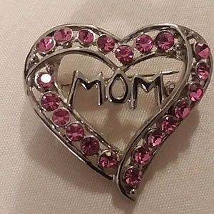 Mom pin